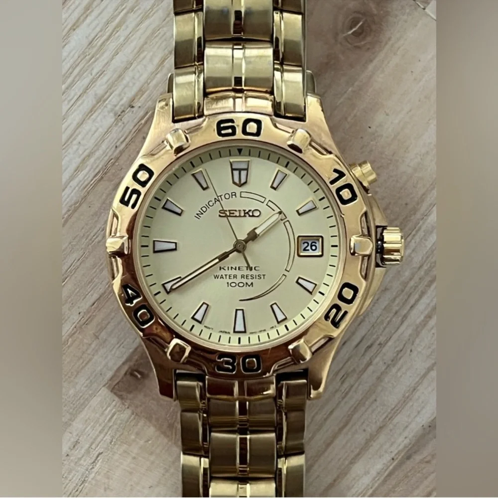 Seiko Rare Kinetic Men's Watch Automatic Gold-Tone Bracelet Dial Date Window